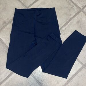 LuluLemon Size 6 Navy Blue Leggings
